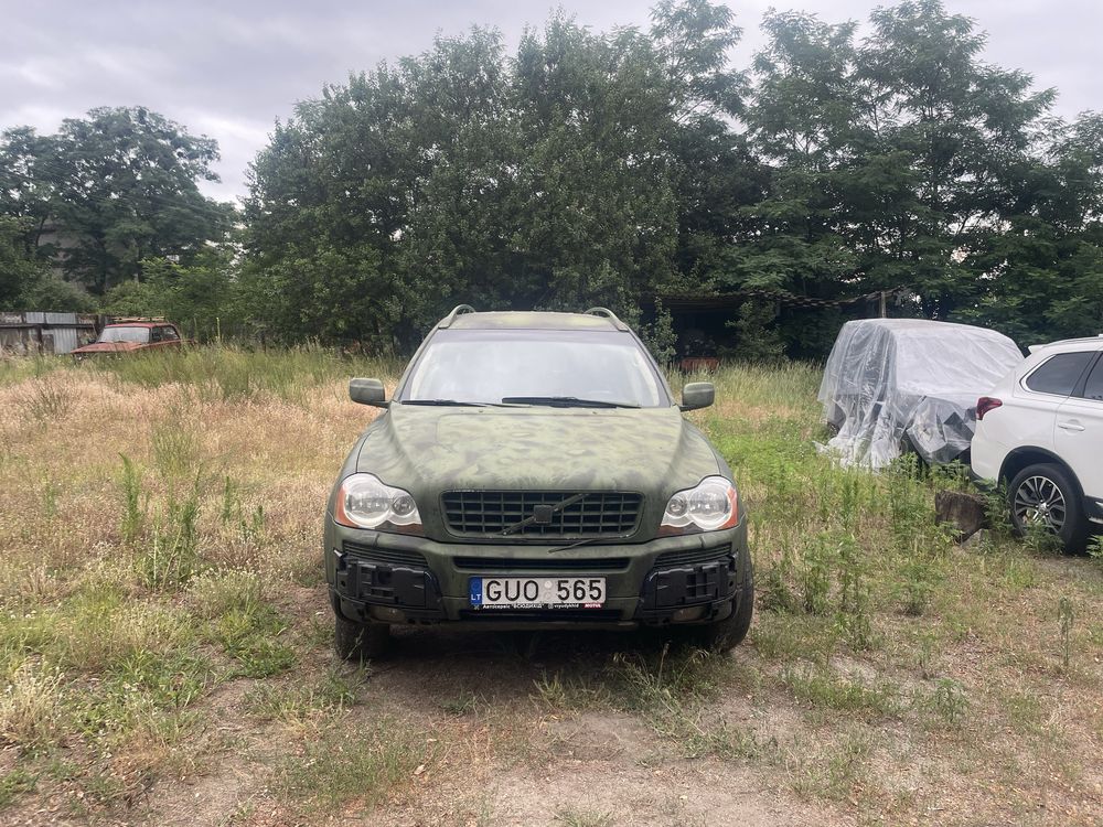 Продам Volvo XC90