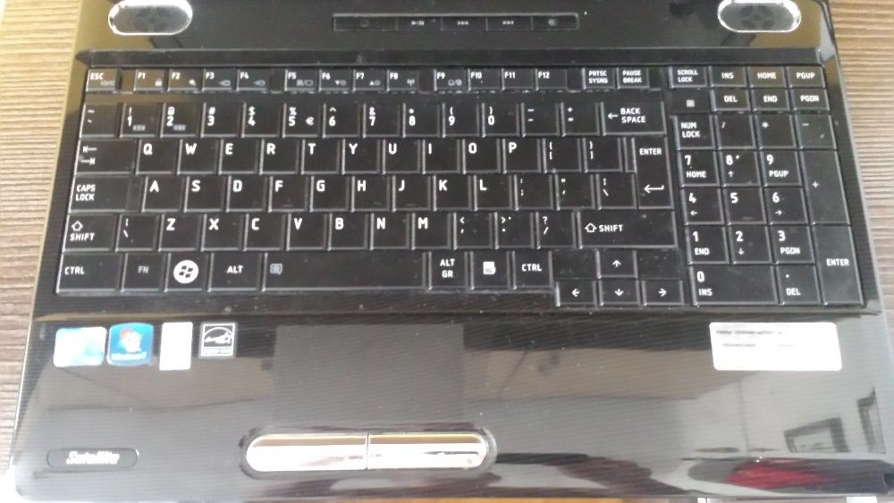 Toshiba satellite L505