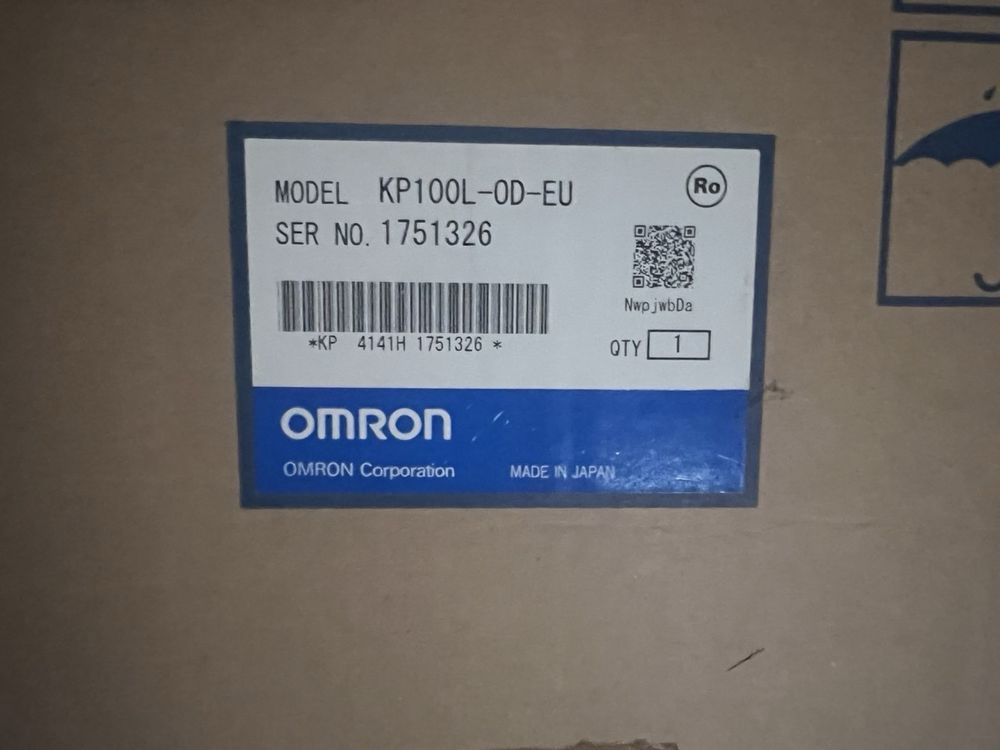 Інвертор Omron KP100L