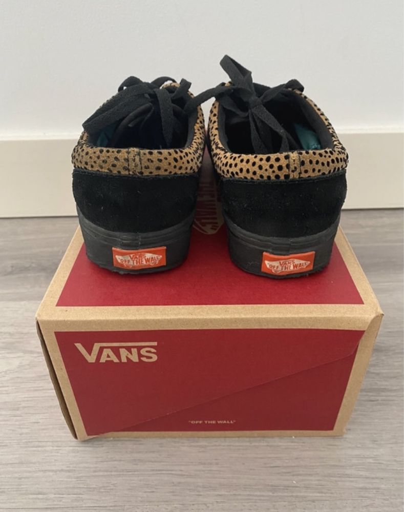 Vans Comfycush Era