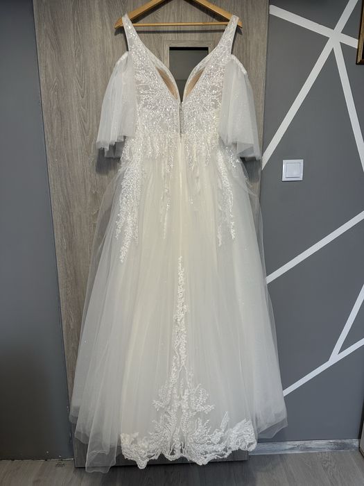 Suknia ślubna biała