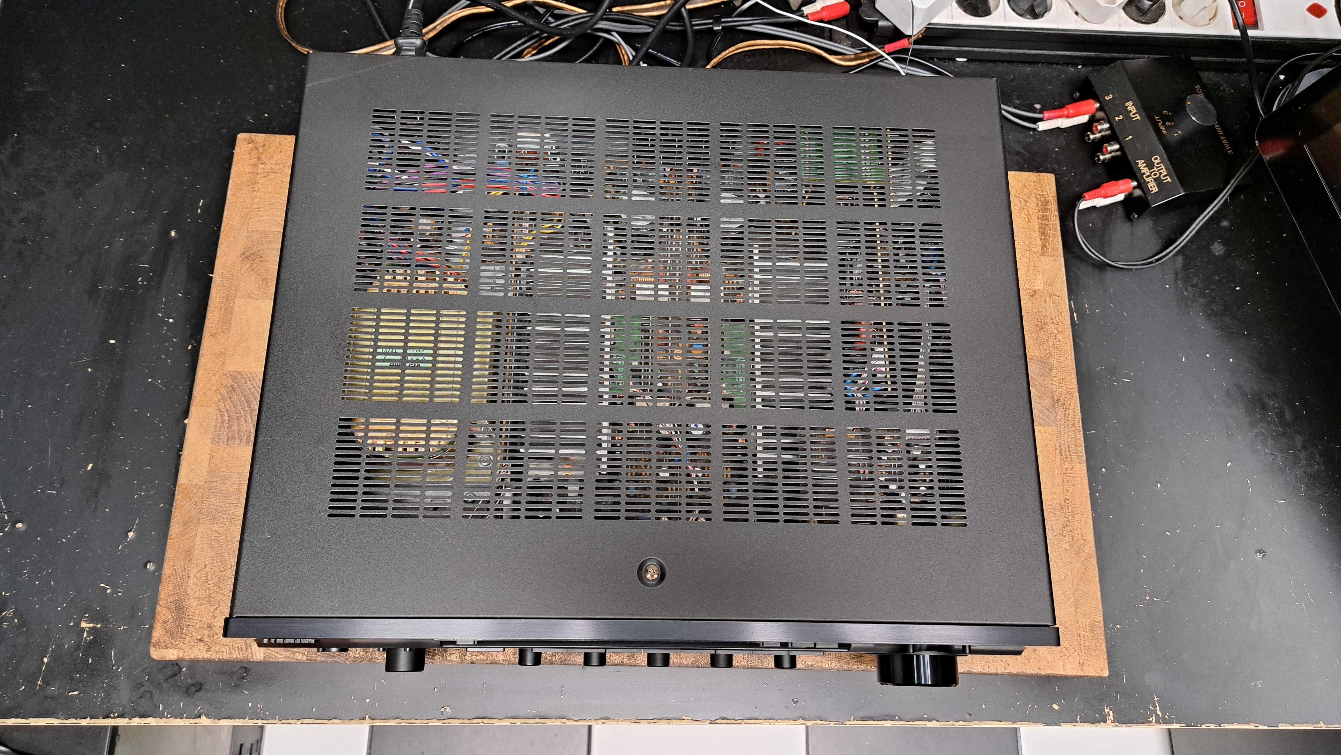 Amplituner Yamaha RX-797 STEREO