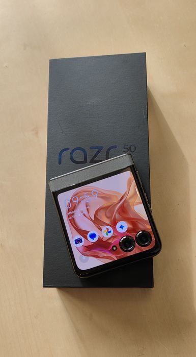 Motorola RAZR 50 5G