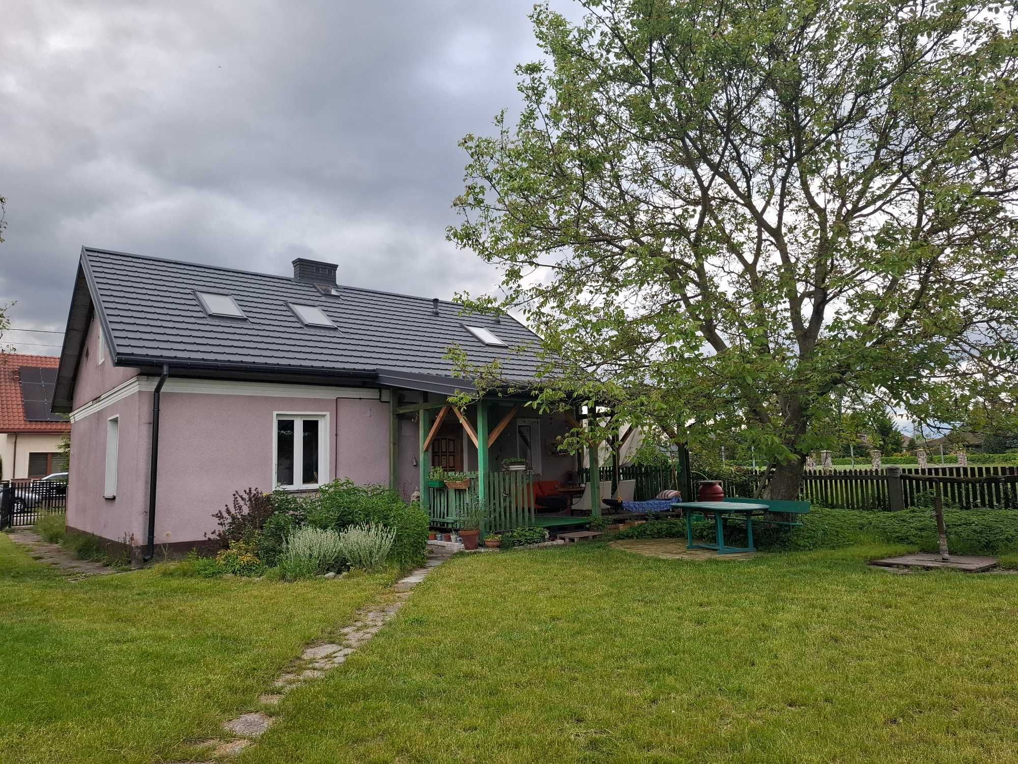 Sprzedam Dom jednorodzinny z dużą działką. 50 km od Warszawy