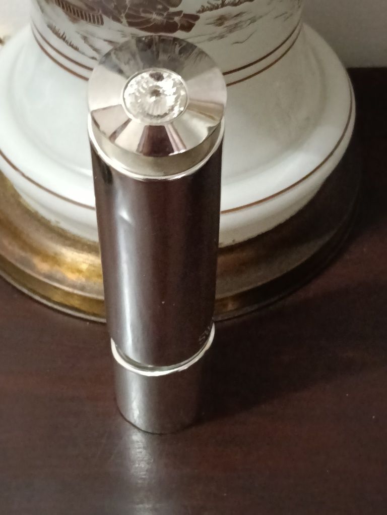 Belo frasco de perfume SWAROVSKY para coleção ou outros