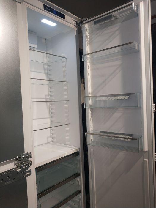 Встраиваемый холодильник Miele K7743 Side by Side без морозильной