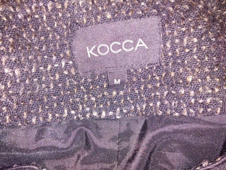 Стильна куртка вітровка