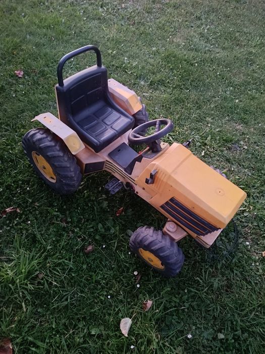Traktor na pedały