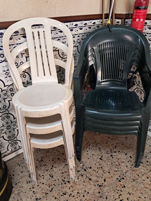 Cadeiras plástico