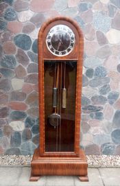 Stary zabytkowy zegar stojący w stylu Art - deco