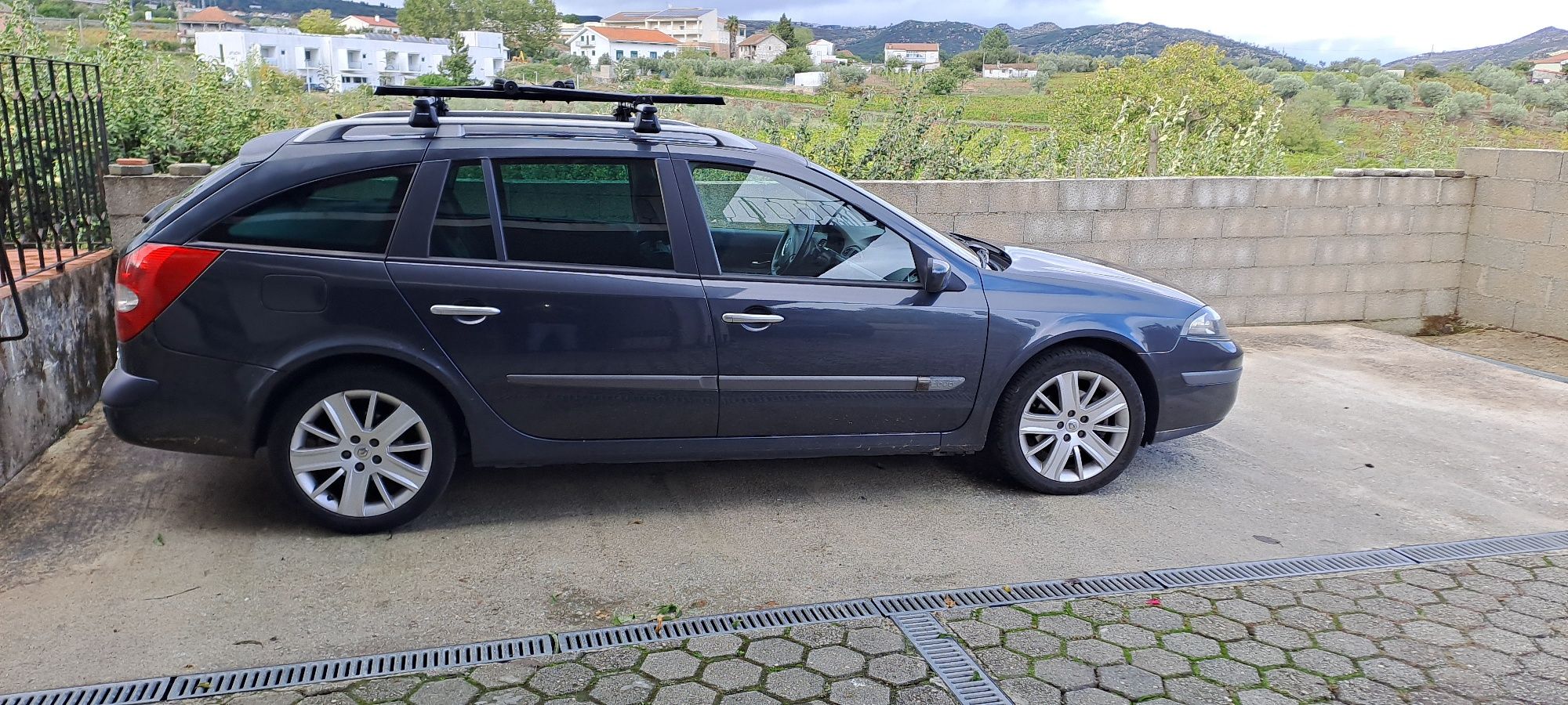 Renault laguna2 break 2.0 dci