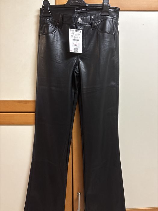Calças de pele bershka pretas novas