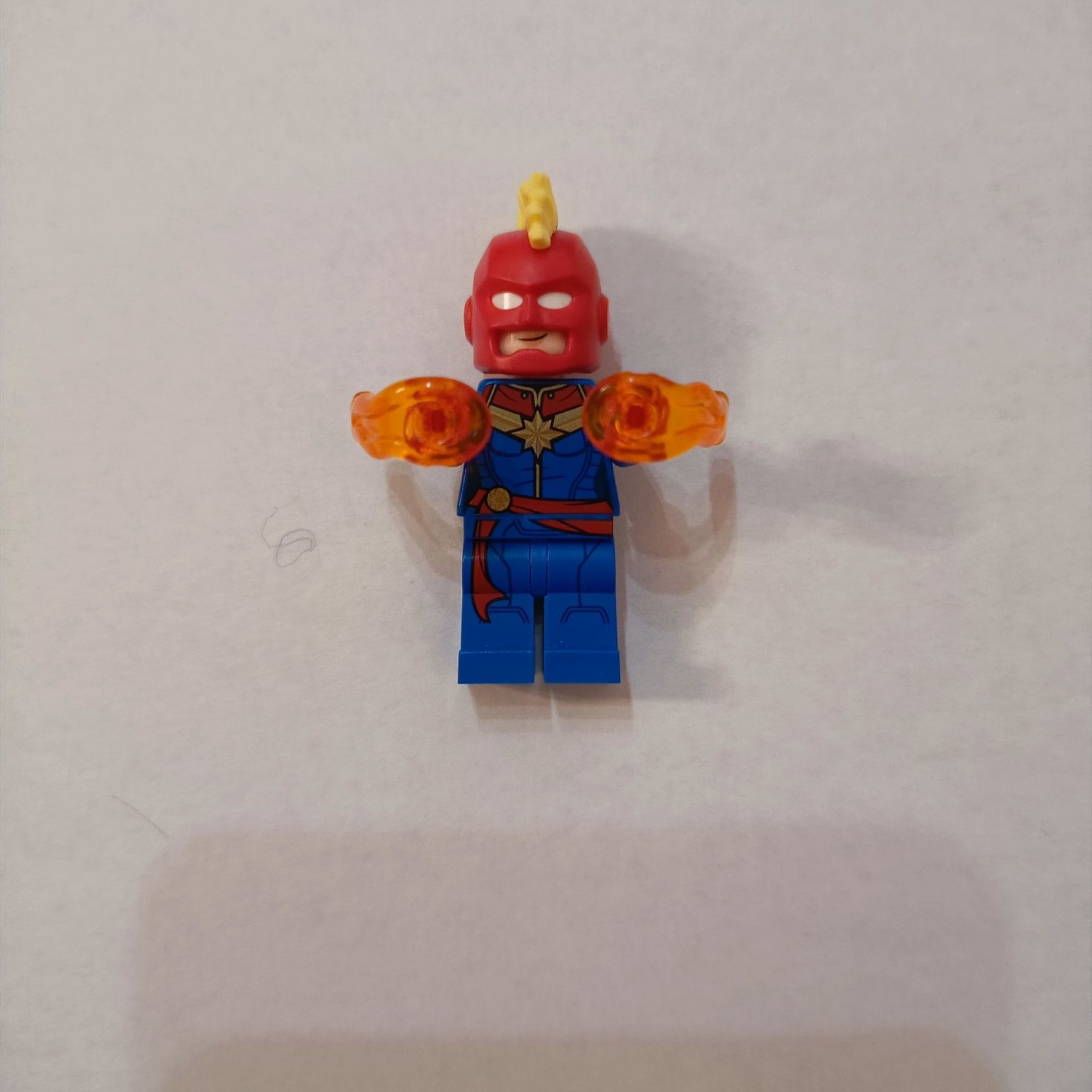 Mini figurki LEGO Marvel Iron Man, Star lord, Kapitan Marvel, Thor