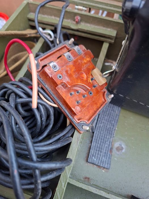 Dozymetr radziecki DP-5B w bakielicie