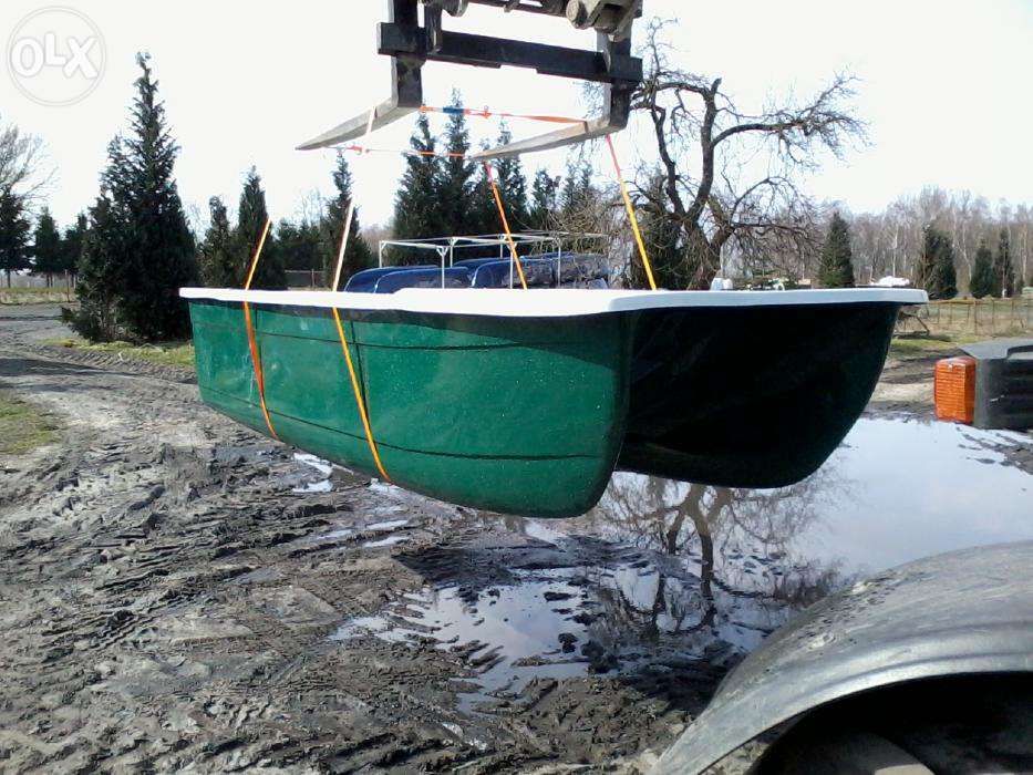 Łódź łódka wiosłowa wędkarska motorowa stabilna