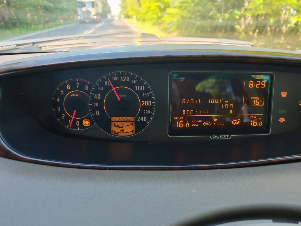 Nissan Quest 3.5 gaz LPG 7-dmio osobowy bardzo bogata wersja