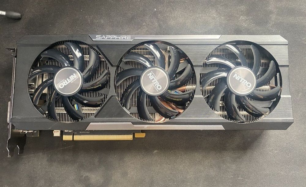 Видеокарта Radeon r9 390 8gb sapphire