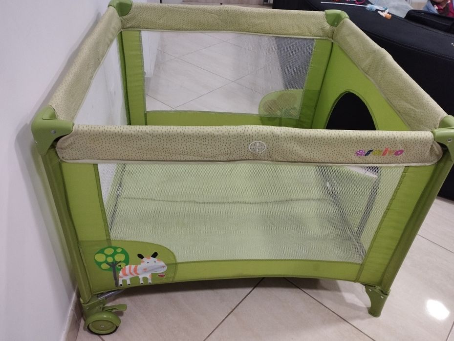 Parque infantil asalvo