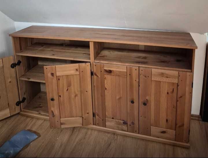 Drewniana komoda Ikea