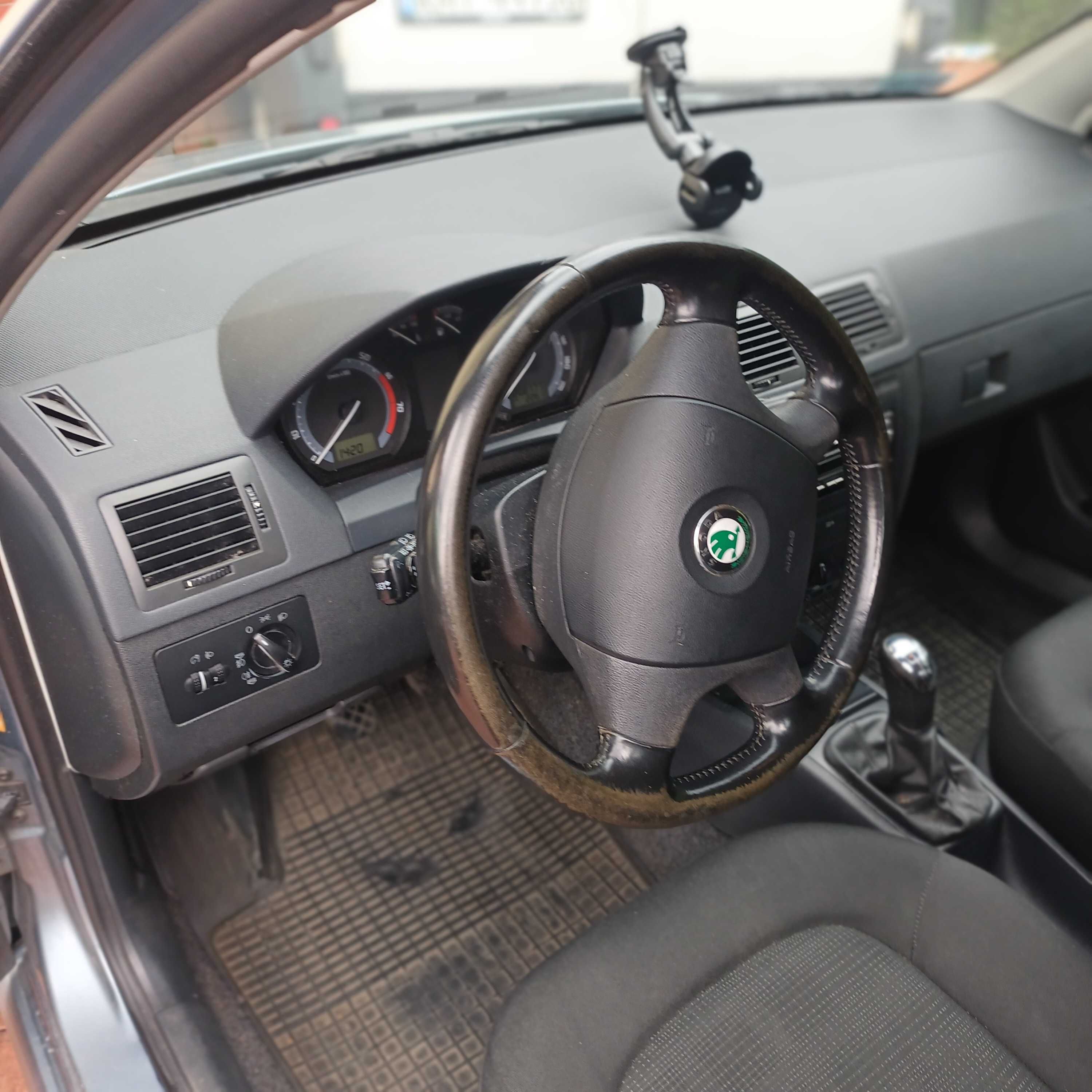 Sprzedam samochod skoda fabia  kombi  2005 r