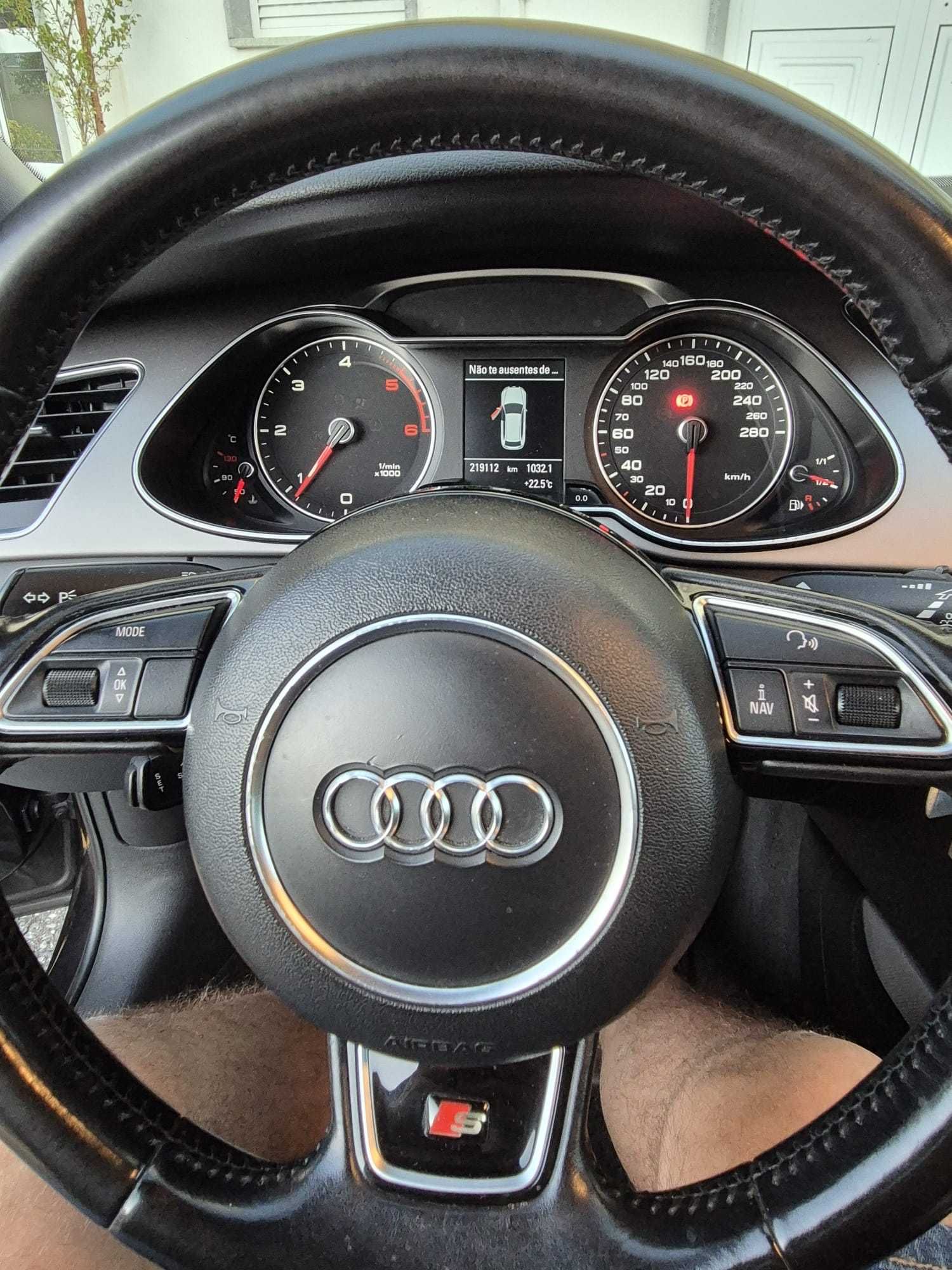 Audi A4 Avant S Line