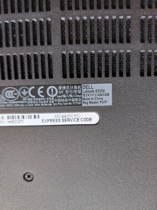 Ноутбук Dell 15.6/i5 5gen/10gb/ssd256/акб 2.5 години