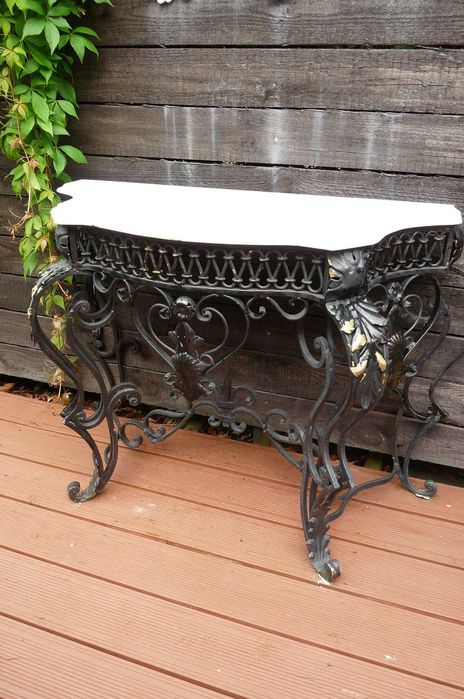 WYPRZEDAŻ/ PRZEPROWADZKA żeliwna konsola/stół z marmurowym blatem
