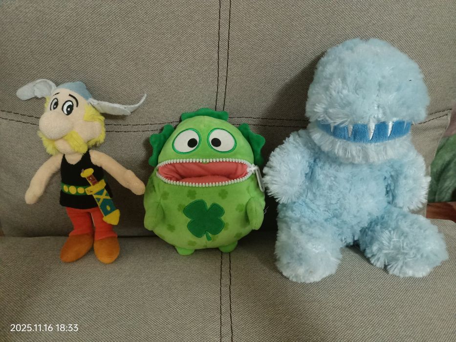 М'яка іграшка динозавр Астерікс,