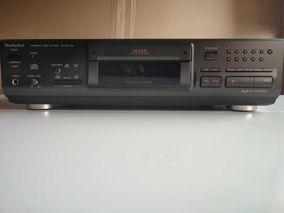 Odtwarzacz CD Technics SL-Ps770A