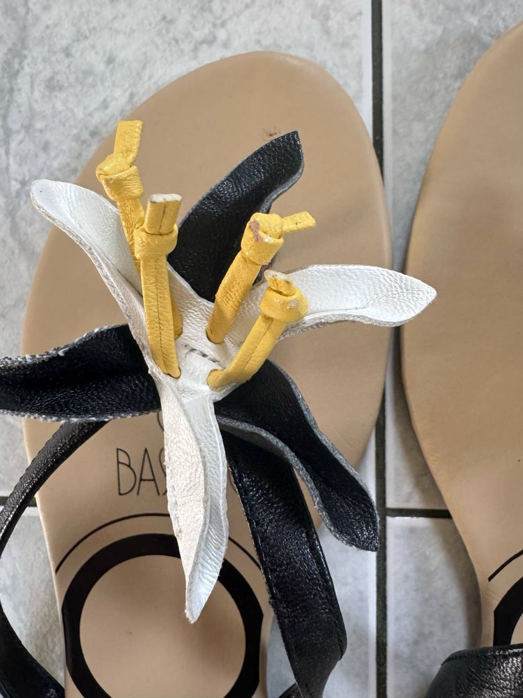 nowe buty klapki CCC bassano 39