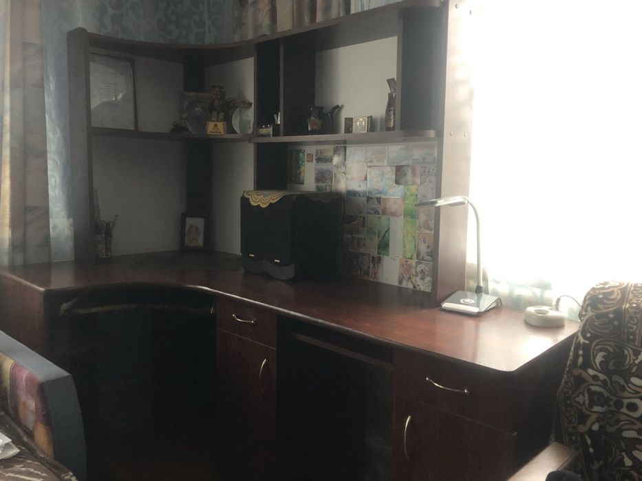 Компютерний стіл