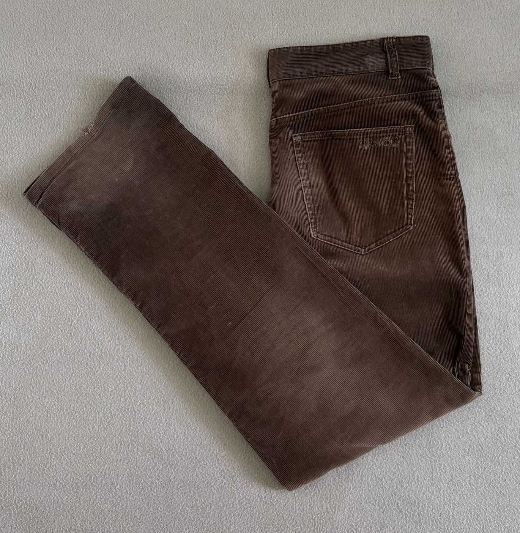 Spodnie sztruksowe Nike 6.0 roz. 32
