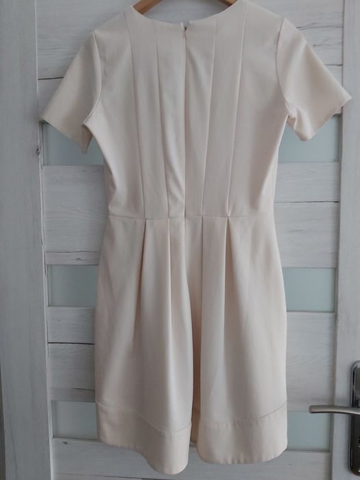 Piękna sukienka Marelina 36 beż na wesele komunię asymetryczna taliowa