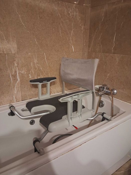Assento para banho giratório AQUATEC