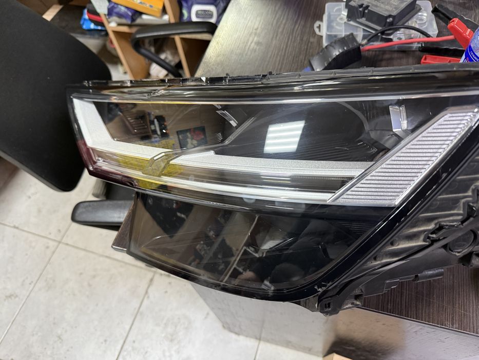 Фара левая ауди q8