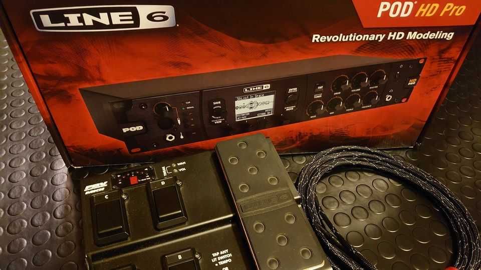 Line 6 POD HD PRO Rack ze sterownikiem FBV Express MKII