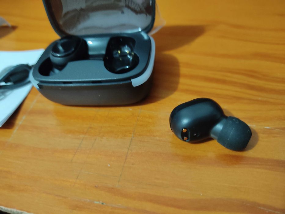 Fones de ouvido wireless bluetooth sem fios com caixa - Aceito Troca