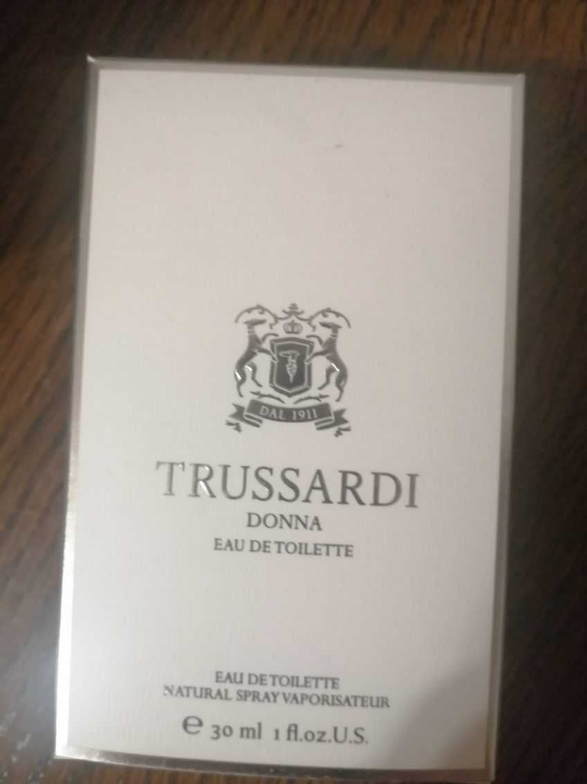 perfumy dla kobiet TRUSSARDI Donna woda toaletowa 30 ml puste pudełko