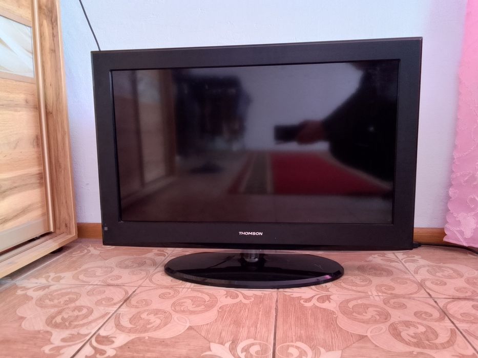 Телевізор Tomson 32D12  під відновлення