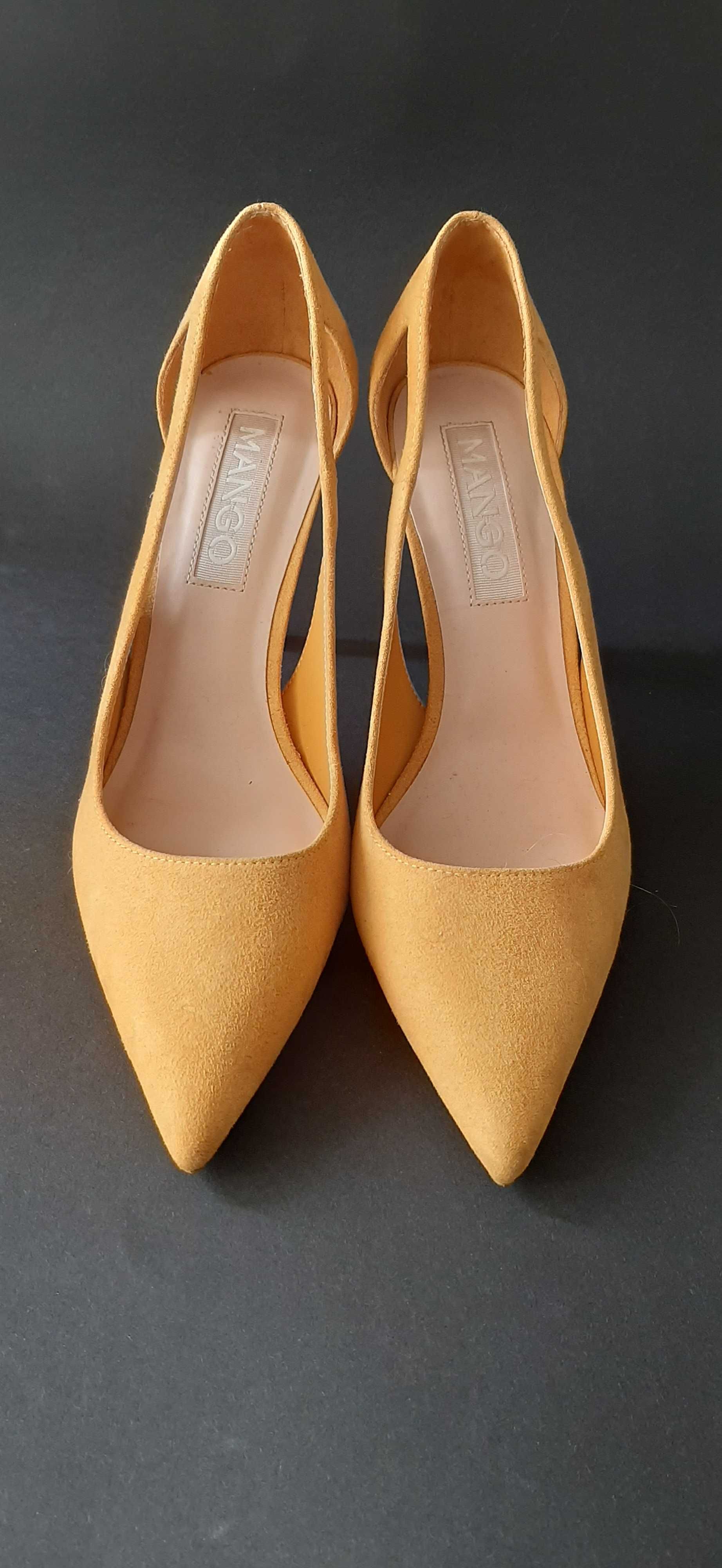 Sapatos da Mango