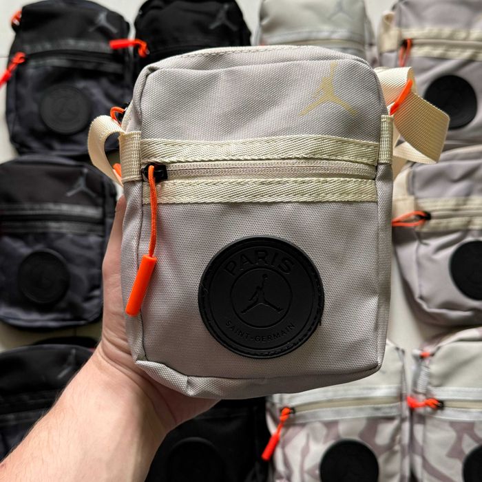 Cумка Jordan Paris Saint Germain. Месенджер Jordan PSG.