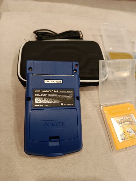 Conjunto Gameboy Color Pokémon com 7 jogos Pokémon cabo link e bolsa