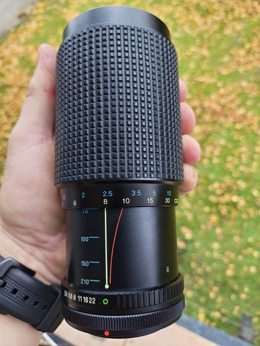 Objektyw Tokina Japan mocowanie Canon FD 70-210 F3,5 stałoogniskowy