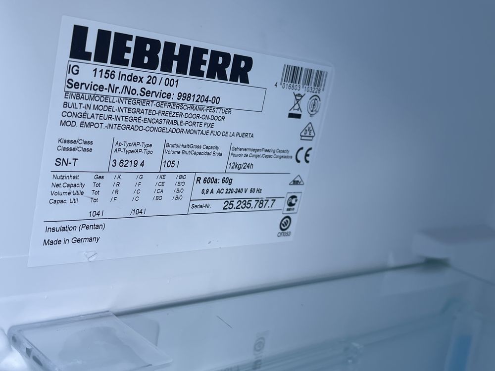 Вбудована морозильна камера Liebherr 85см