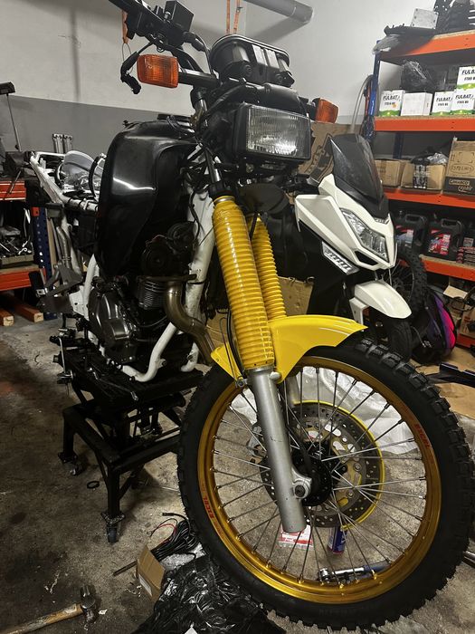 Suzuki DR 800 BiG Dakar