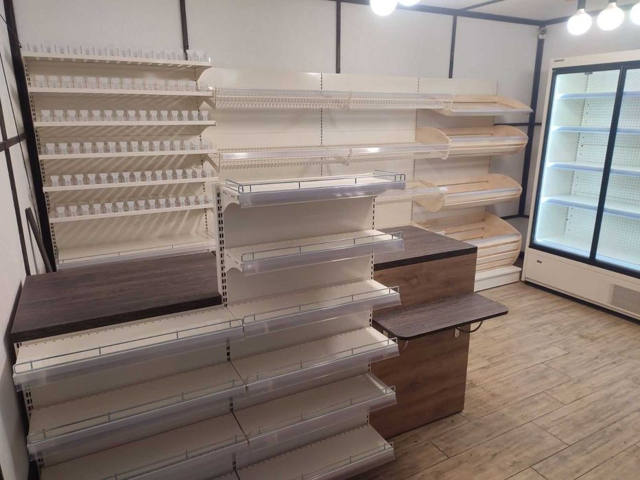 Стелаж торговый. Касса. Витрины. Хлебные, кондитерские полки. В наличи