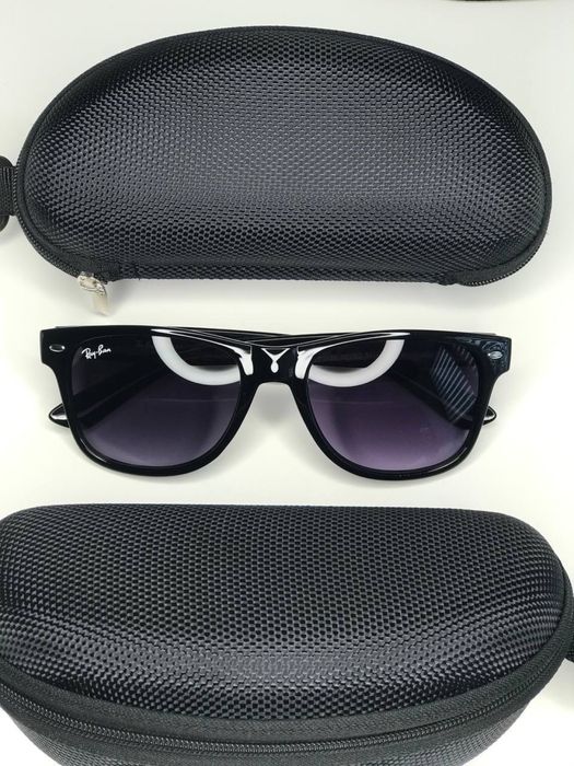 Сонцезахисні окуляри Ray Ban Wayfarer чорні квадратні Вайфарер Чоловіч