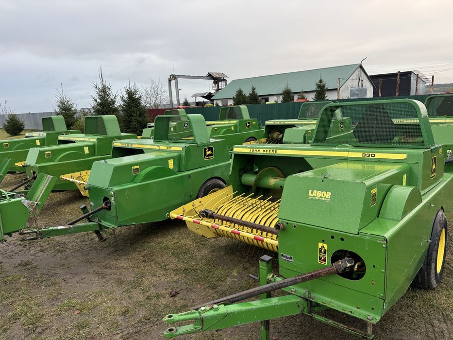 John Deere 330 Тюковий Прес Підбирач Пресс подборщик як (332-336-339)