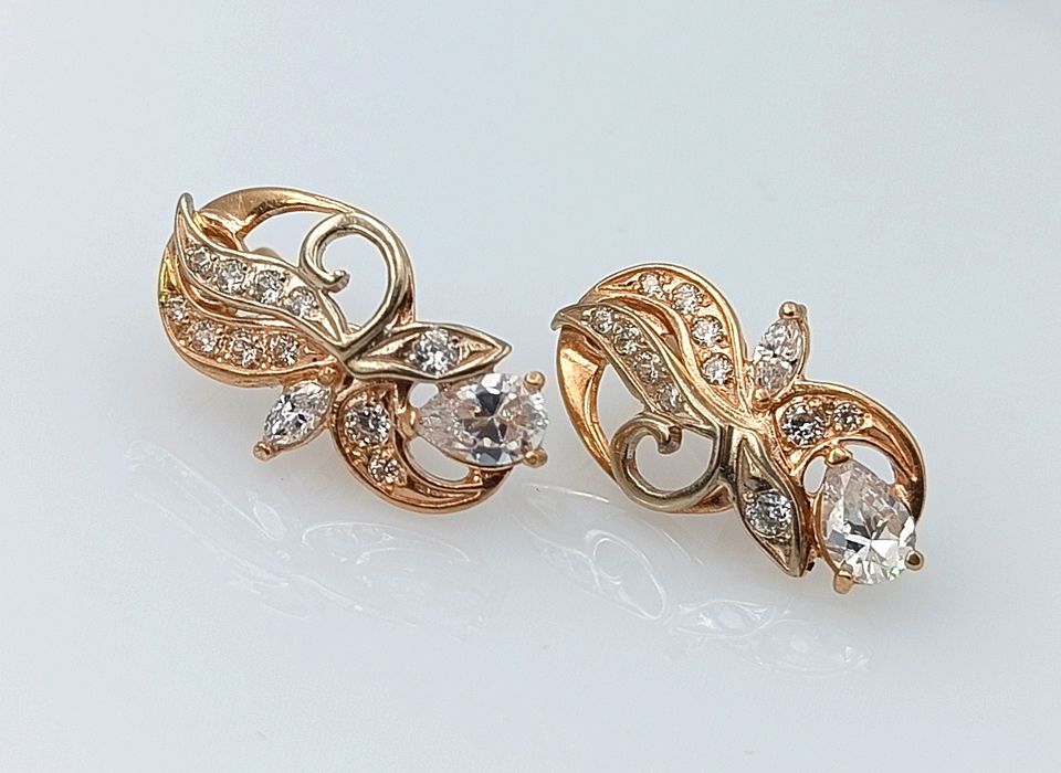 Золотые серьги 585