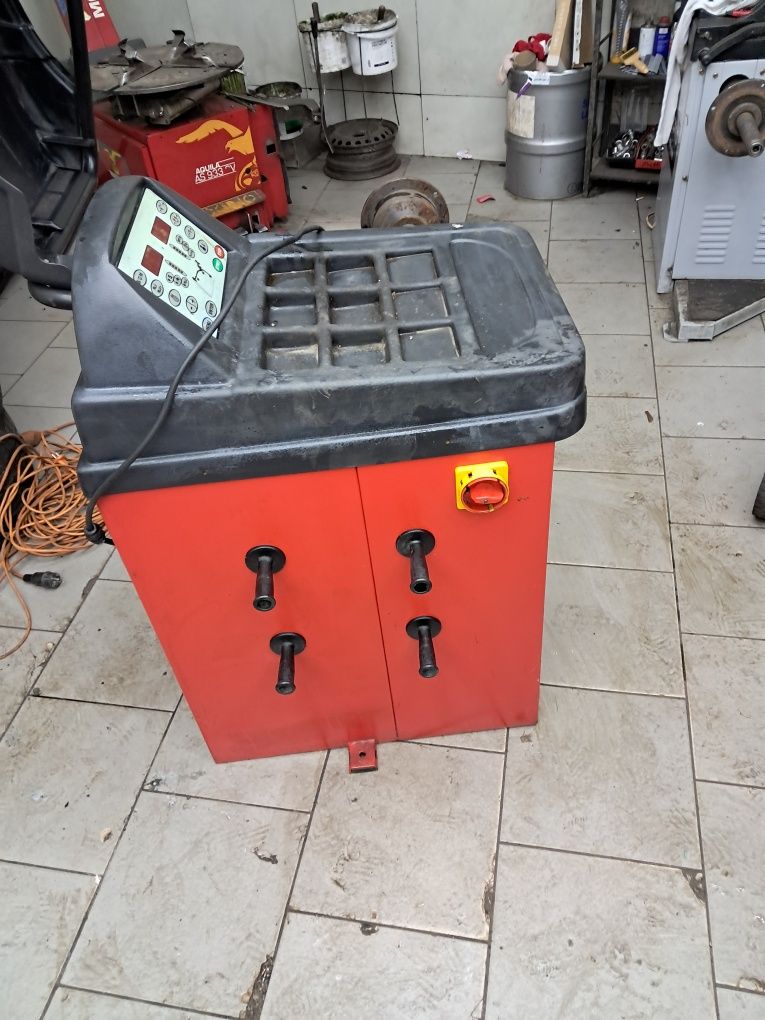 Wyważarka do Kół automatyczna ! Brianz ! Dobry Stan